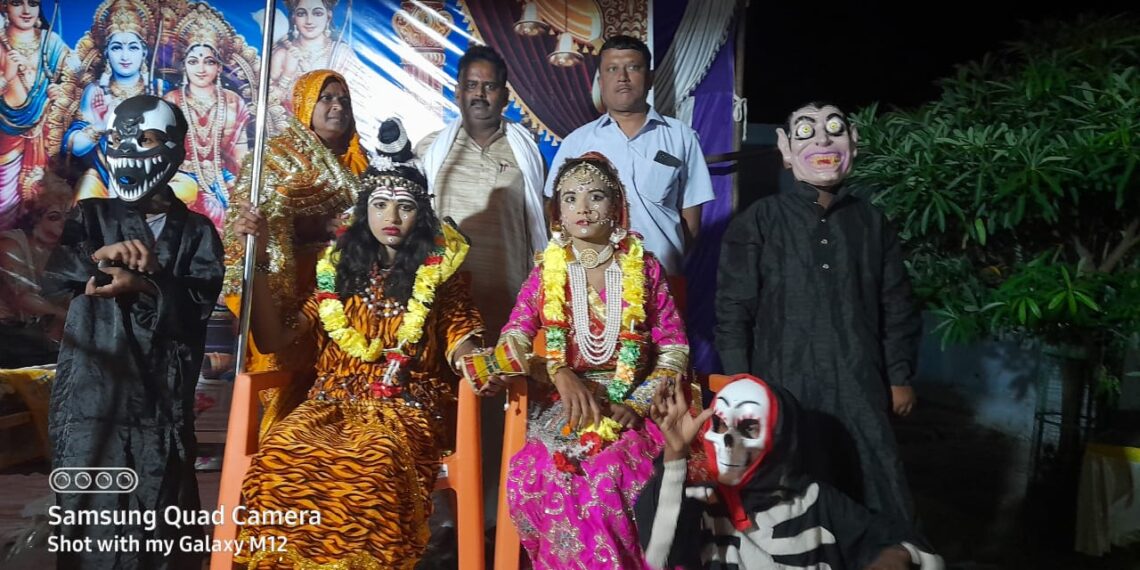 हरदी डाली में रामकथा प्रवचन का आयोजन, रामकथा सुन भाव विहोर हो रहे लोग