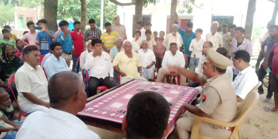 बच्चा चोरी महज अफवाह! नौतनवां पुलिस ने थाना क्षेत्र में चौपाल लगा किया जागरूक