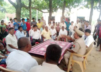 बच्चा चोरी महज अफवाह! नौतनवां पुलिस ने थाना क्षेत्र में चौपाल लगा किया जागरूक