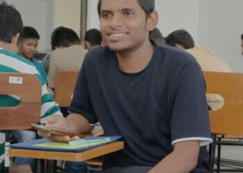 महराजगंज के अरुन कुमार ने जेईई एडवांस में 331रैंक लेकर बढ़ाया मान