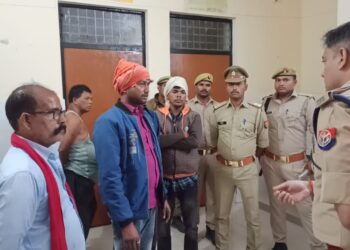 फरेंदा: मूर्ति विसर्जन के दौरान जनरेटर की चपेट में आने से बच्चे की दर्दनाक मौत