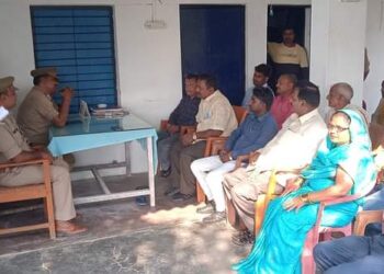 खनुवा: आगामी त्योहार के मद्देनजर चौकी पर सदभावना बैठक