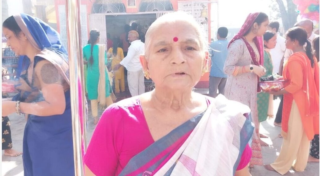 नौतनवां: बनैलिया माता मंदिर में पूजा करने आई डॉ की पत्नी के चैन पर चोर ने किया हाथ साफ