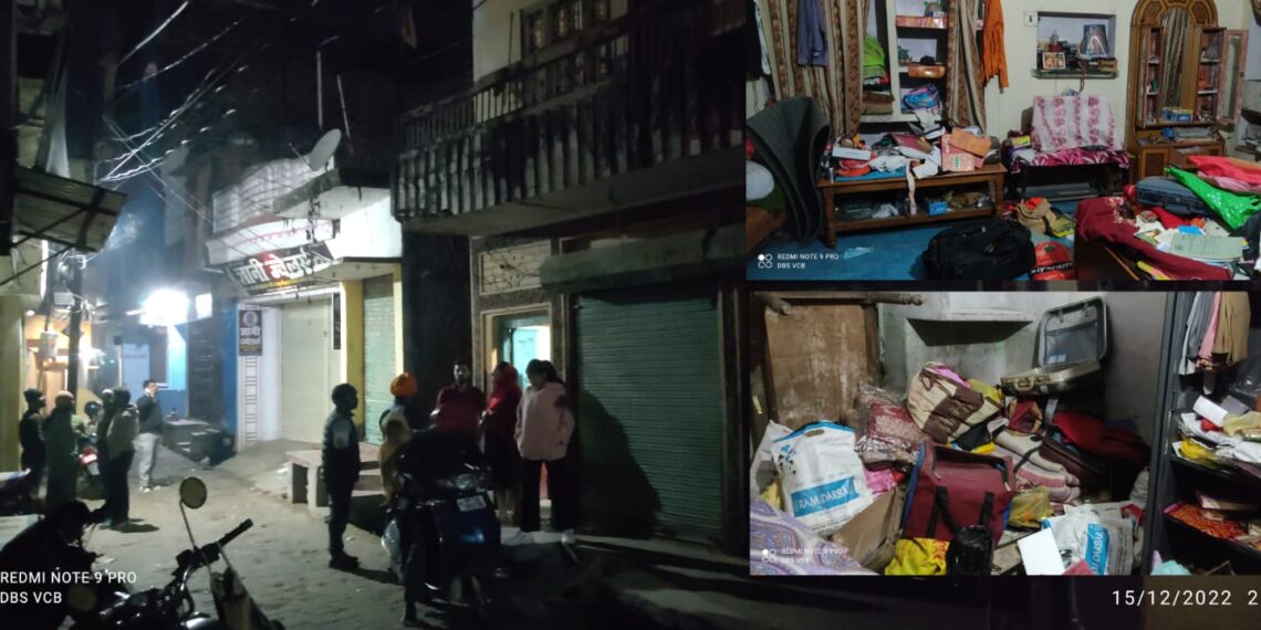 नौतनवा: बन्द पड़े घर में लाखों की चोरी, पुलिस जांच में जुटी