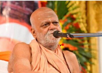 नेपाल पशुपतिनाथ महाशिवरात्रि के मुख्य अतिथि भारत के जगरनाथपुरी के गोवर्धन मठ के शंकराचार्य होगे