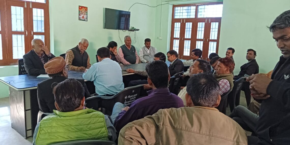 नौतनवा अधिवक्ता करेंगे 1 मार्च से पूर्ण कार्य बहिष्कार, अधिकारियों के प्रति व्यक्त किया असंतोष