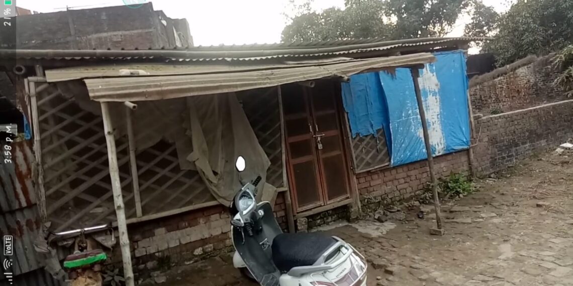 सोनौली पुलिस चौकी बॉर्डर के ठीक सामने मांस काटने की फैक्टरी, नेपाल के होटलो तक होती हैं मांस की सप्लाई