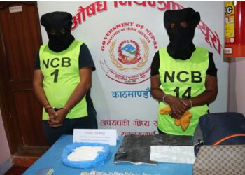 नेपाल मे भारतीय नागरिक और केन्या महिला के पास से दो करोड मूल्य की मादक पर्दाथ कोकिन बरामद, दोनो गिरफ्तार