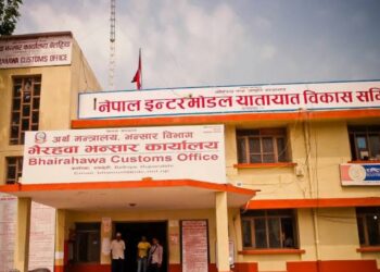 नेपाल मे भारतीय कार पकड़ कर सीज करने का मामला पकड़ा तूल, सोनौली बॉर्डर पर नही होती नेपाली वाहनो की इंट्री