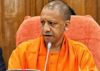 महराजगंज मे सीएम के स्वागत में सज कर चौक बाजार तैयार