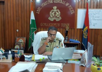 गौ तस्करी और गौ हत्या में संलिपतो पर लगेगा गुंडा एक्ट और गैंगेस्टर की कार्यवाही, एडीजी ने गोरखपुर जोन के सभी पुलिस अधीक्षकों के साथ मीटिंग कर दिए निर्देश