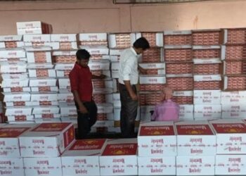 एक करोड़ कीमत की पकड़ी गई विदेशी सिगरेट, DRI की टीम ने मुरादाबाद के तस्कर को दबोचा