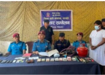 नेपाल मे गोरखपुर की महिला सरगना गीता तिवारी को नेपाल पुलिस ने गिरफ्तार किया