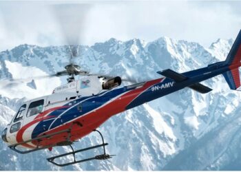 नेपाल में पर्यटकों को ले जा रहा हेलीकॉप्टर लापता, माउंट एवरेस्ट की पहाड़ियों में दुर्घटनागस्त