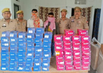 खनुवा: चेकिंग के दौरान 80 अदद जूता बरामद-