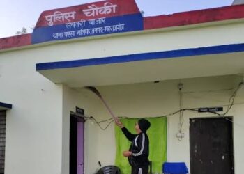 महराजगंज: तस्करी रोकने में नाकाम चौकी इंचार्ज समेत आधा दर्जन पुलिसकर्मियों पर गिरी का गाज, एसपी ने किया सस्पेंड