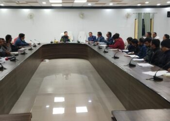 महराजगंज डीएम का आदेश, 5 जनवरी तक बन्द रहेंगे 12वीं कक्षा तक के सभी स्कूल