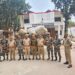 पुलिस व एसएसबी की टीम ने 13 बंडल अवैध कपड़ा किया बरामद