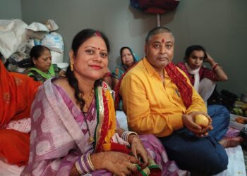 नौतनवां ठाकुर द्वारा में पुजारी भवन का लोकार्पण कर समाज को समर्पित