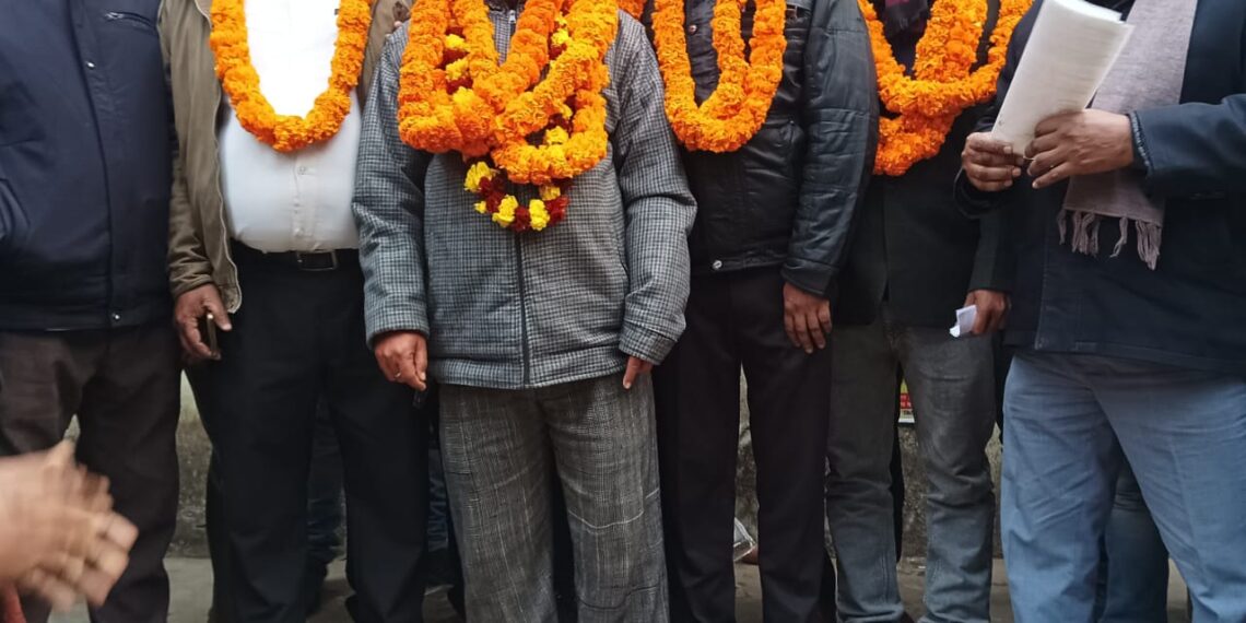 नौतनवां में तहसील बार एसोसिएशन के चुनाव, एडवोकेट विभूति प्रसाद यादव चुने गए अध्यक्ष