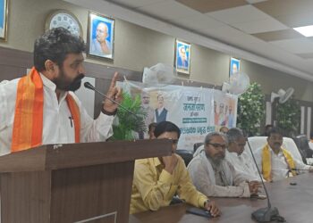 महराजगंज: वक़्फ़ सुधार जनजागरण अभियान कार्यक्रम, प्रभारी मंत्री दयाशंकर मिश्र दयालु ने कहा अब गरीब मुश्लिम को मिलेगा लाभ