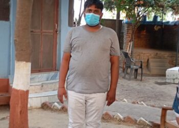 नौतनवा का हिमांशु भैरहवां में भारतीय और नेपाली मुद्रा के साथ गिरफ्तार