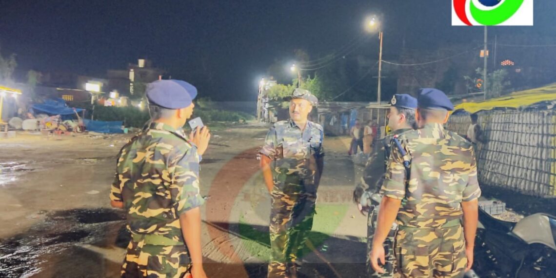 एसएसबी के डीआईजी मुन्ना सिंह पहुंचे सोनौली बॉर्डर, परखी सुरक्षा व्यवस्था, दिए कड़े निर्देश