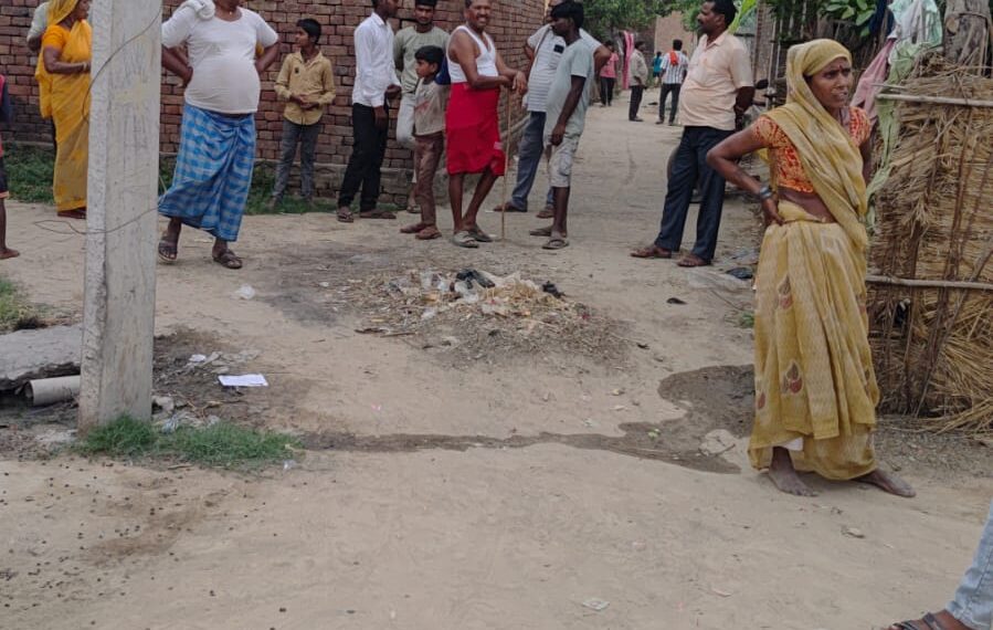 नौतनवा: बिजली बिल बकाया को लेकर 58 घरों के काटे गए कनेक्शन