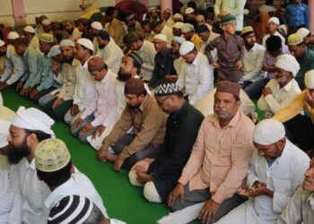 सोनौली की जन्नतुल फिरदौस जामा मस्जिद में की गयी जुमे की नमाज अदा, पुलिस रही मुस्तैद