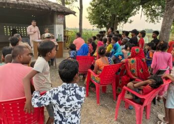 सोनौली: नशा मुक्ति अभियान के तहत ग्रामीणों ने लिया शपथ