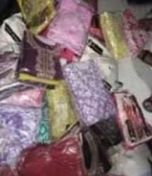 तस्करी के कपड़े के साथ नौतनवा का युवक गिरफ्तार