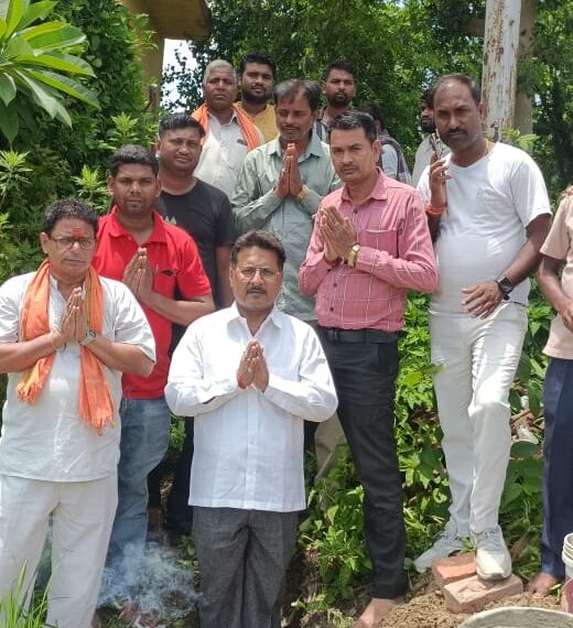 विधायक निधि से बनेगा कोटई माता मंदिर जाने के लिए रोड, दीपक बाबा ने किया पूजन