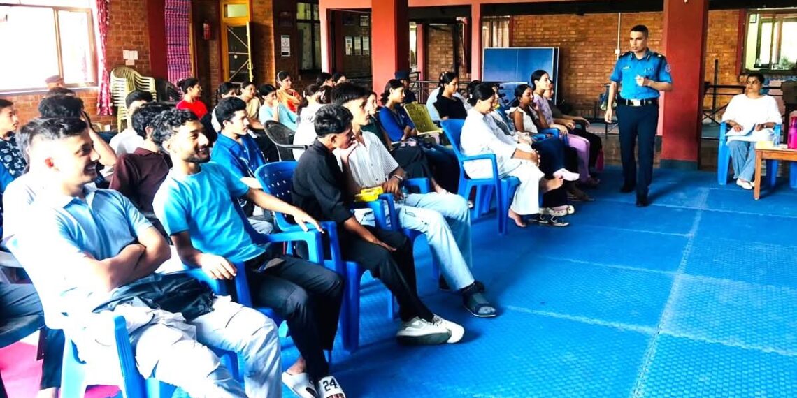 सोनौली: ऑनलाइन धोखाधड़ी और साइबर सुरक्षा पर जागरूकता प्रशिक्षण कार्यक्रम संपन्न