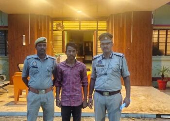 सोनौली में एक वारंटी गिरफ्तार, भेजा गया जेल