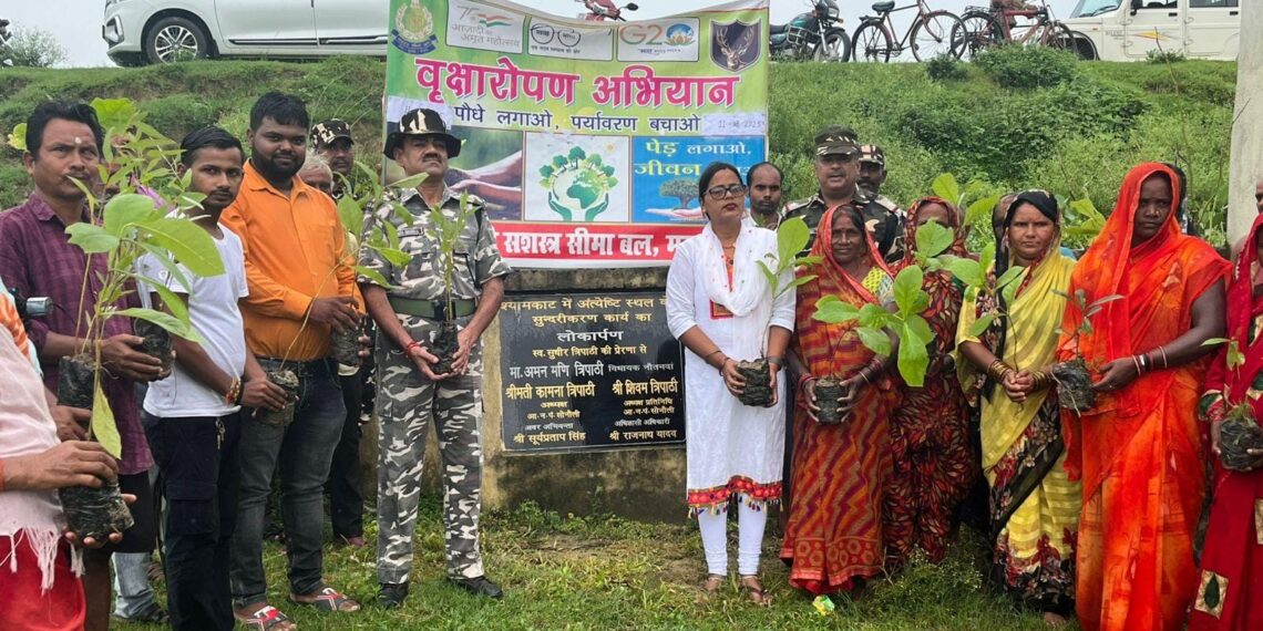 पौधारोपण कर दिया पर्यावरण संरक्षण का संदेश