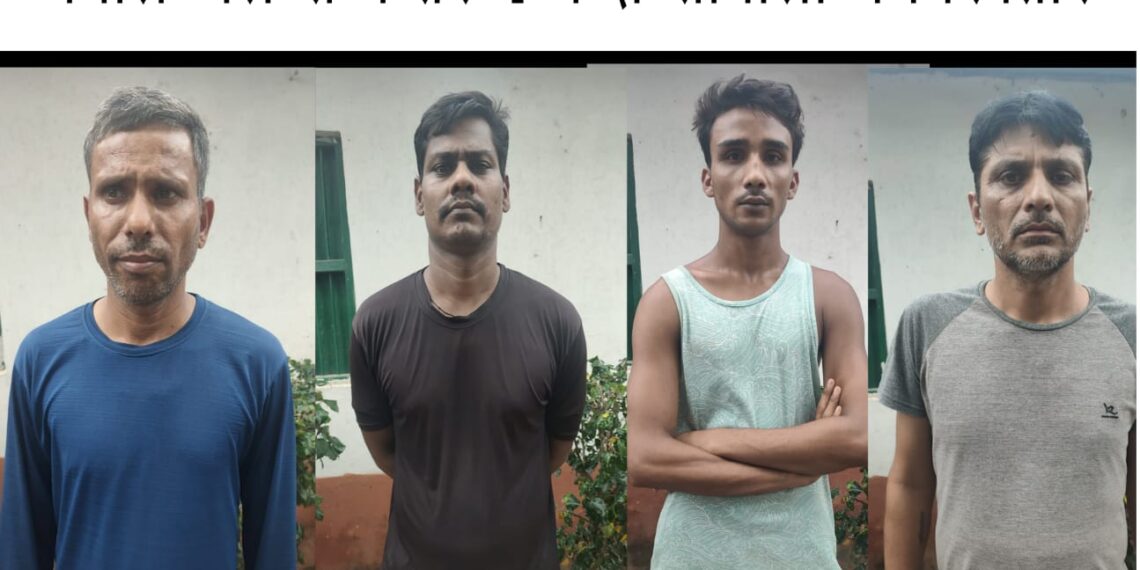 नेपाल से भागे चार कैदी सोनौली बॉर्डर पर गिरफ्तार, नेपाल बॉर्डर पर बढ़ाई गई चौकसी