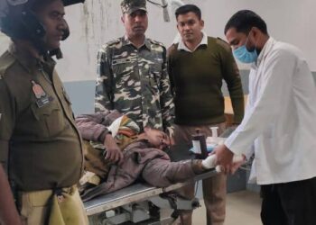 सड़क दुर्घटना में घायल दो लोगों की सशस्त्र सीमा बल के जवानों ने बचाई जान