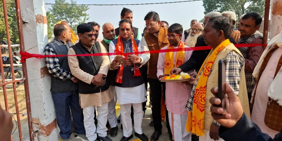 सिद्धार्थनगर में गौ विज्ञान अनुसंधान केंद्र और पंचगव्य चिकित्सालय का भव्य उद्घाटन, हजारों लोगों की रही उपस्थिति