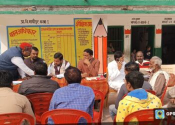 बीएलओ ने जनप्रतिनिधियों व बूथ एजेंटों के साथ की बैठक, विशेष पुनरीक्षण कार्य पर हुई चर्चा