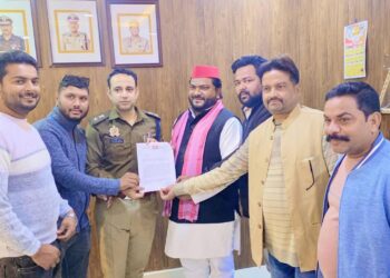 डुमरियागंज: धार्मिक स्थलों पर हमलों से तनाव, सपा नेता ने एसपी से की सख्त कार्रवाई की मांग