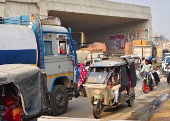कुंसेरवा बाईपास ओवरब्रिज के पास दो घंटे जाम, राहगीर रहे परेशान