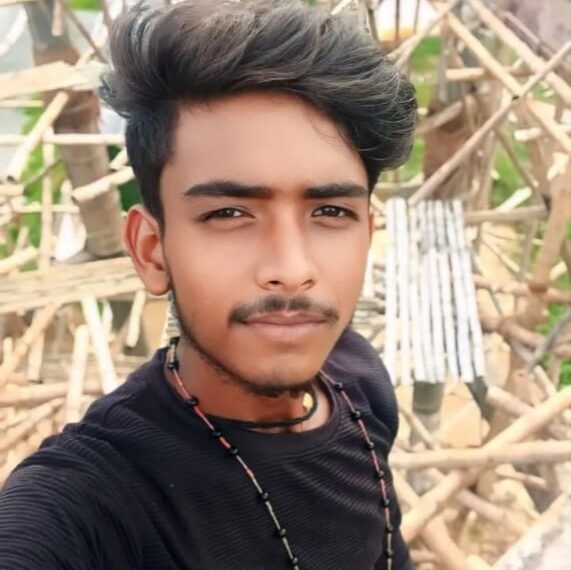 कोल्हुई। 28 दिनों से लापता है 21 वर्षीय युवक, परिजनों ने दर्ज कराई गुमशुदगी, गोरखपुर जीआरपी पर आरोप