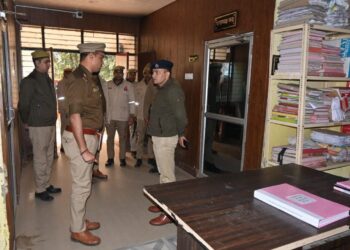 सोनौली थाने का एसपी ने किया औचक निरीक्षण, व्यवस्थाओं का लिया जायजा