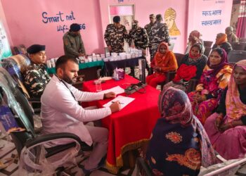 वाइब्रेंट ग्राम श्यामकट में निःशुल्क मानव चिकित्सा शिविर का आयोजन