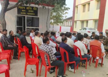 आगामी पर्व को मद्देनजर रखते हुए सोनौली कोतवाली पर की गयी बैठक, संदिग्ध व्यक्तियों की जानकारी पुलिस को देने पर जोर