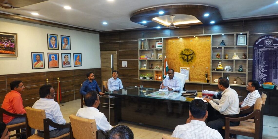 महराजगंज। गैस की कालाबाजारी रोकने को कंट्रोल रूम स्थापित, शिकायत के लिए जारी हुआ नंबर